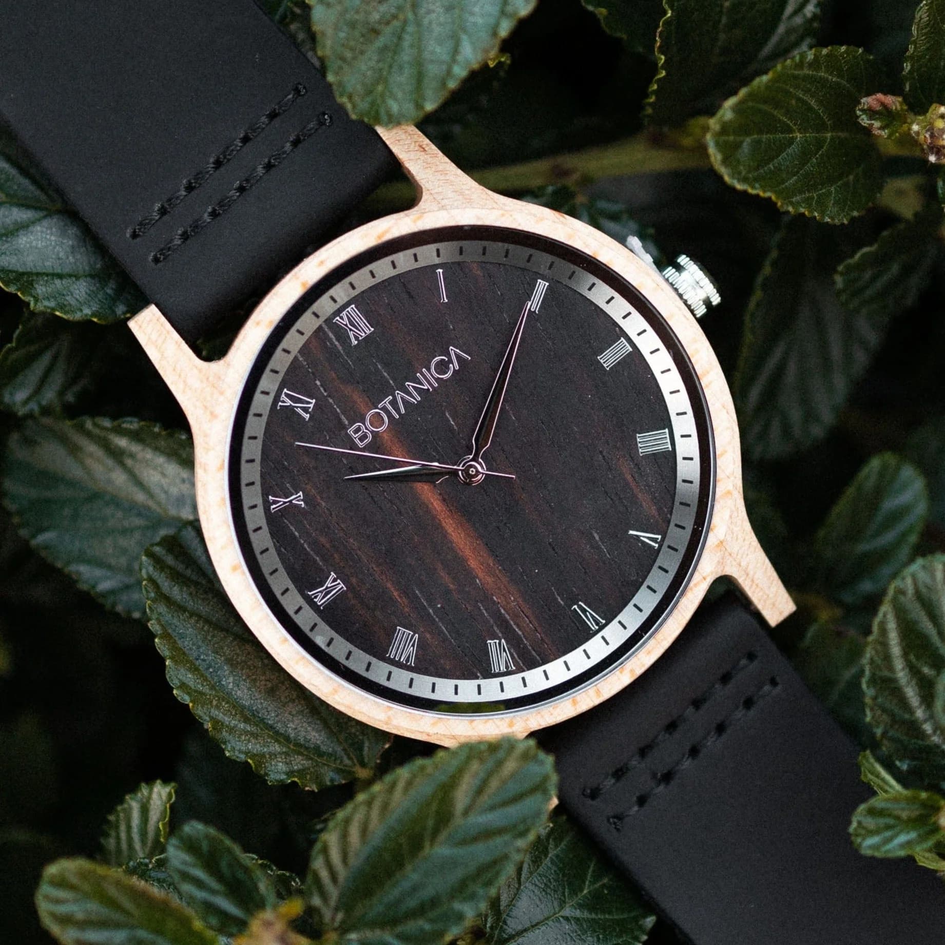 Maple and Sandalwood Wooden Watch 42mm – image 1