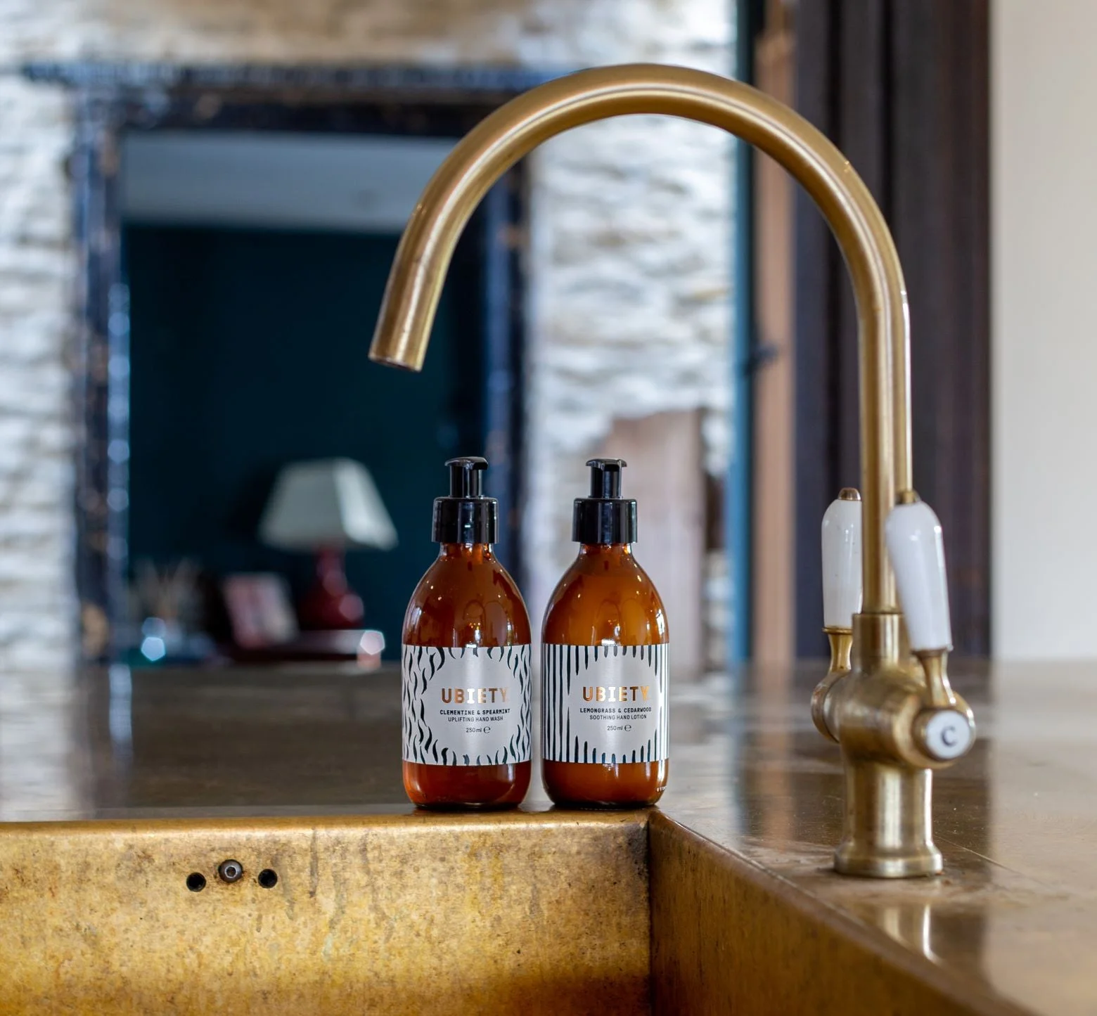 Bubbles for days- Clementine and Spearmint Uplifting Handwash 5 Litre Refill