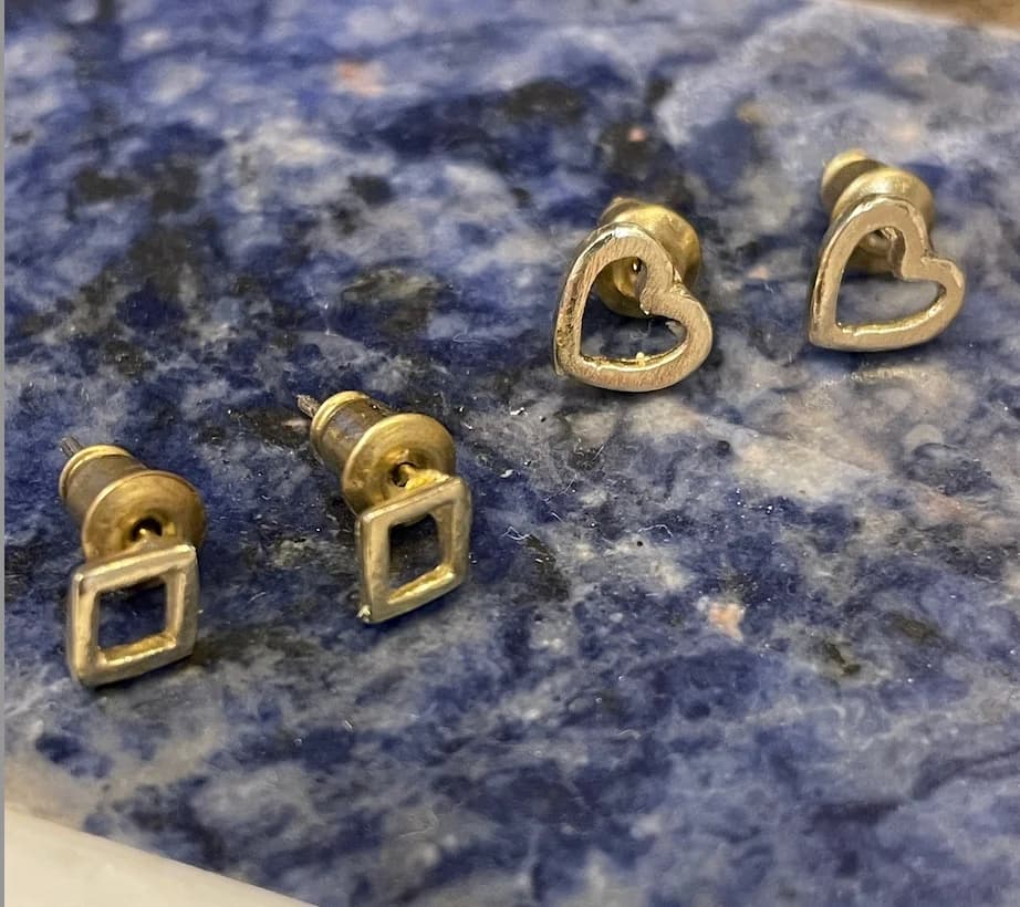 Mena Heart & Heera Diamond Stud Set – image 1