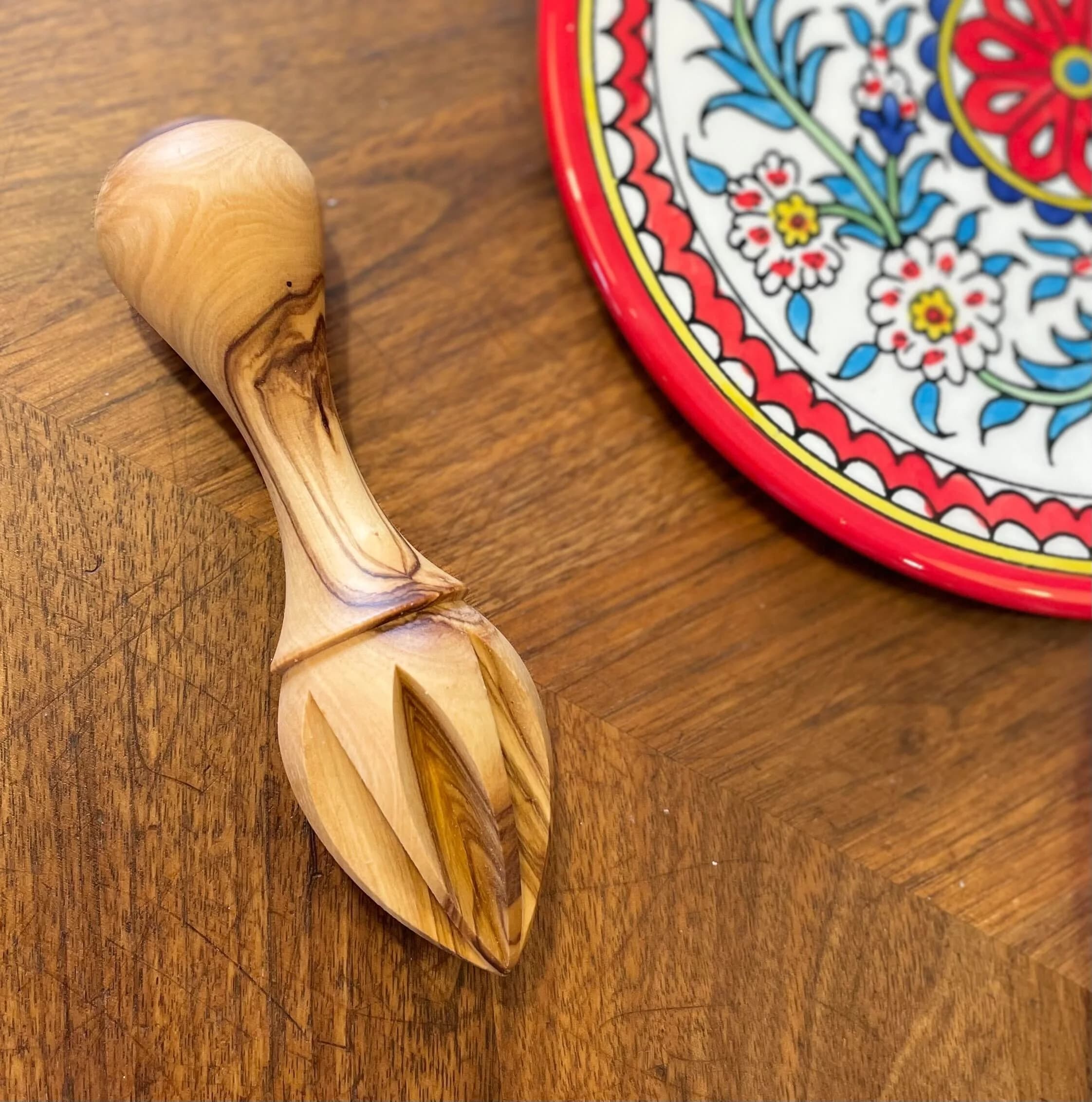 Olive Wood Lemon Squeezer