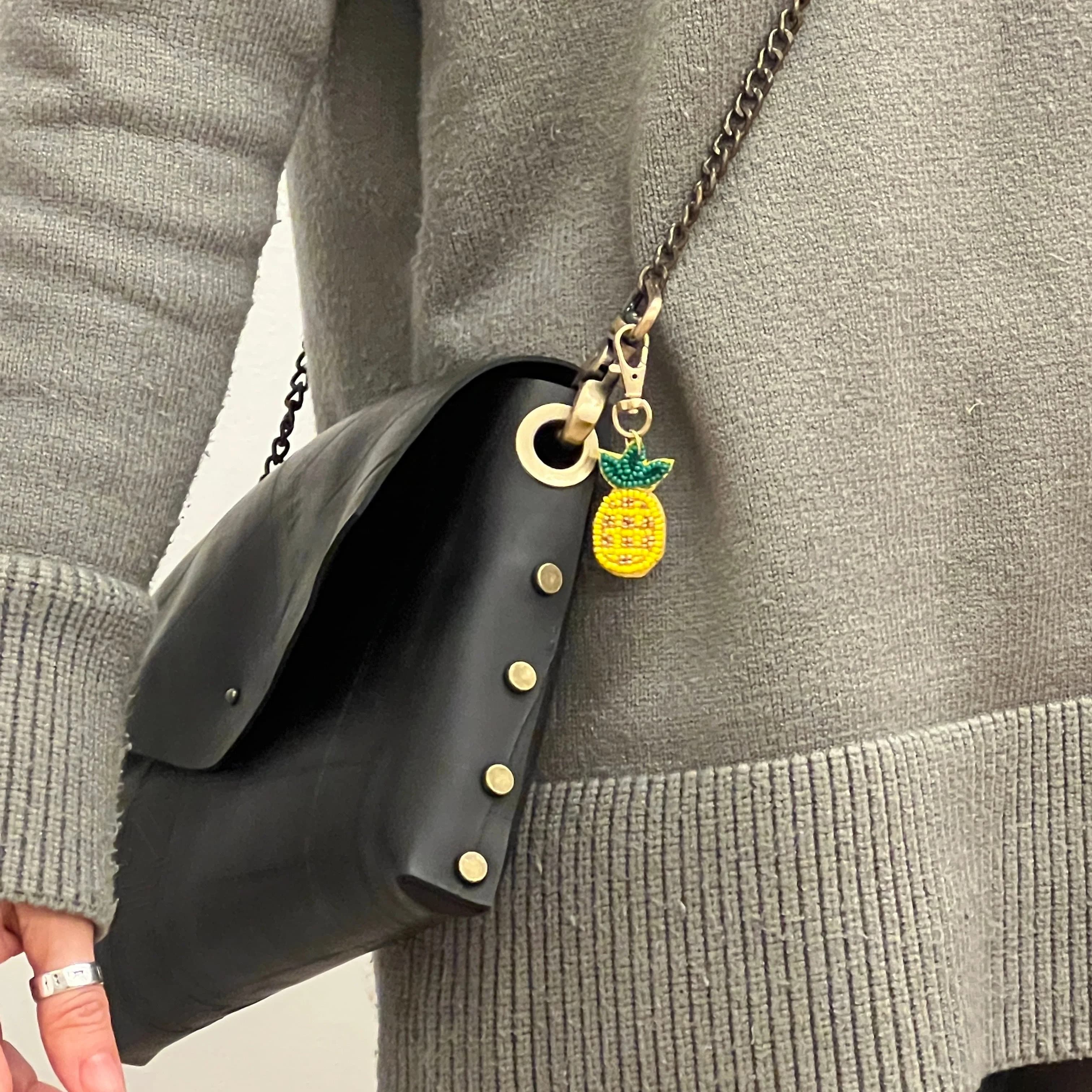 Pineapple Keychain – image 1