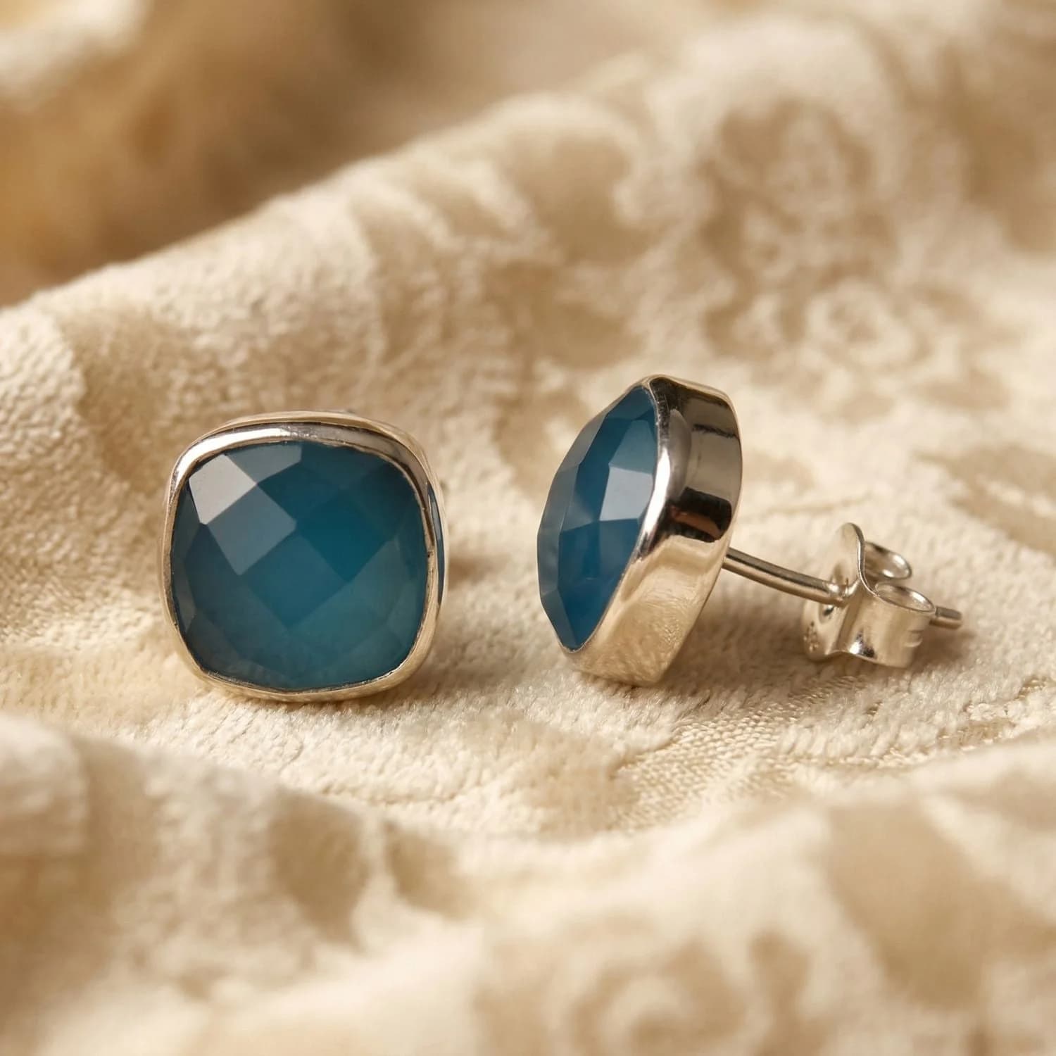 925 Sterling Silver Blue Chalcedony Gemstone Earrings