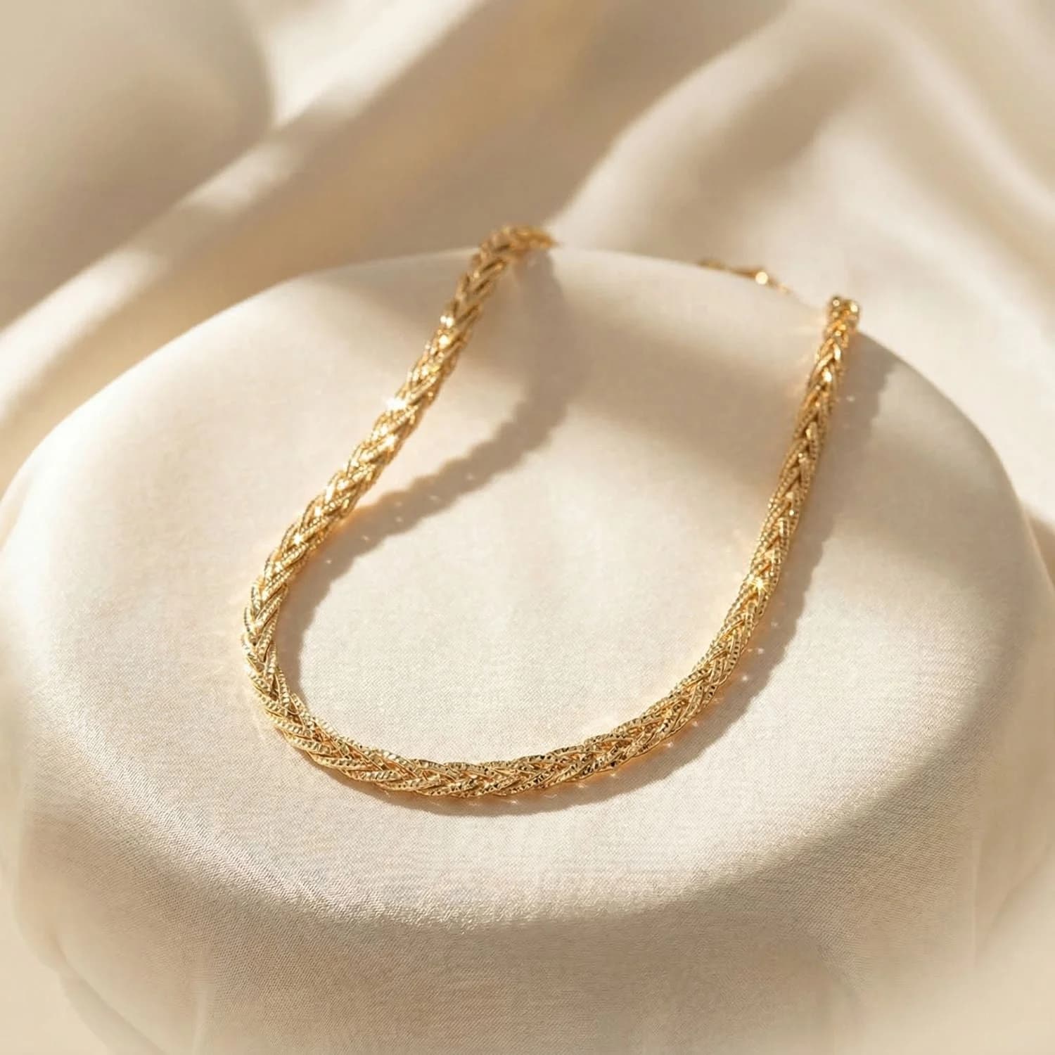 Interwoven Double Herringbone Twisted Necklace – image 1