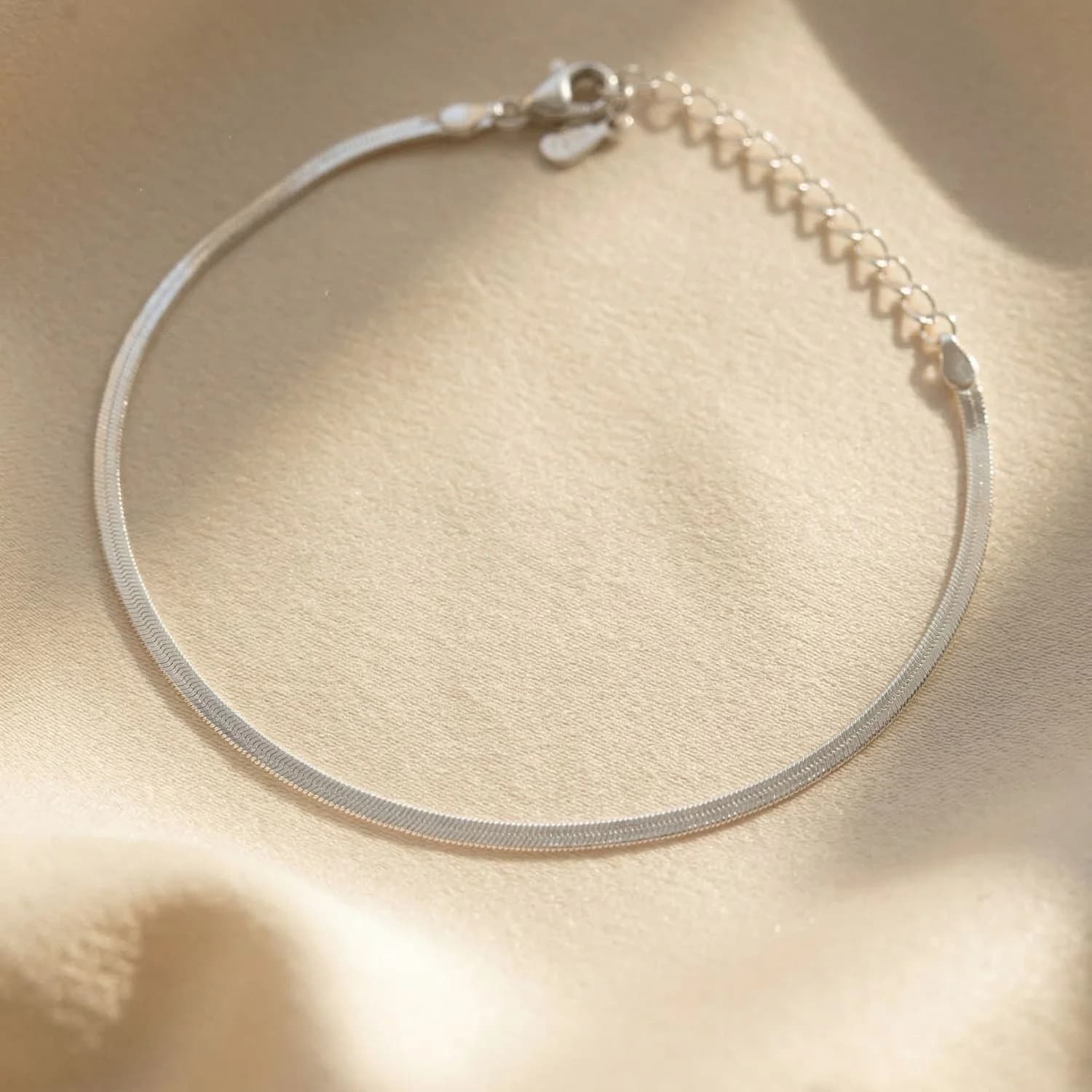 Sterling Silver Everyday Herringbone Chain Bracelet – image 1