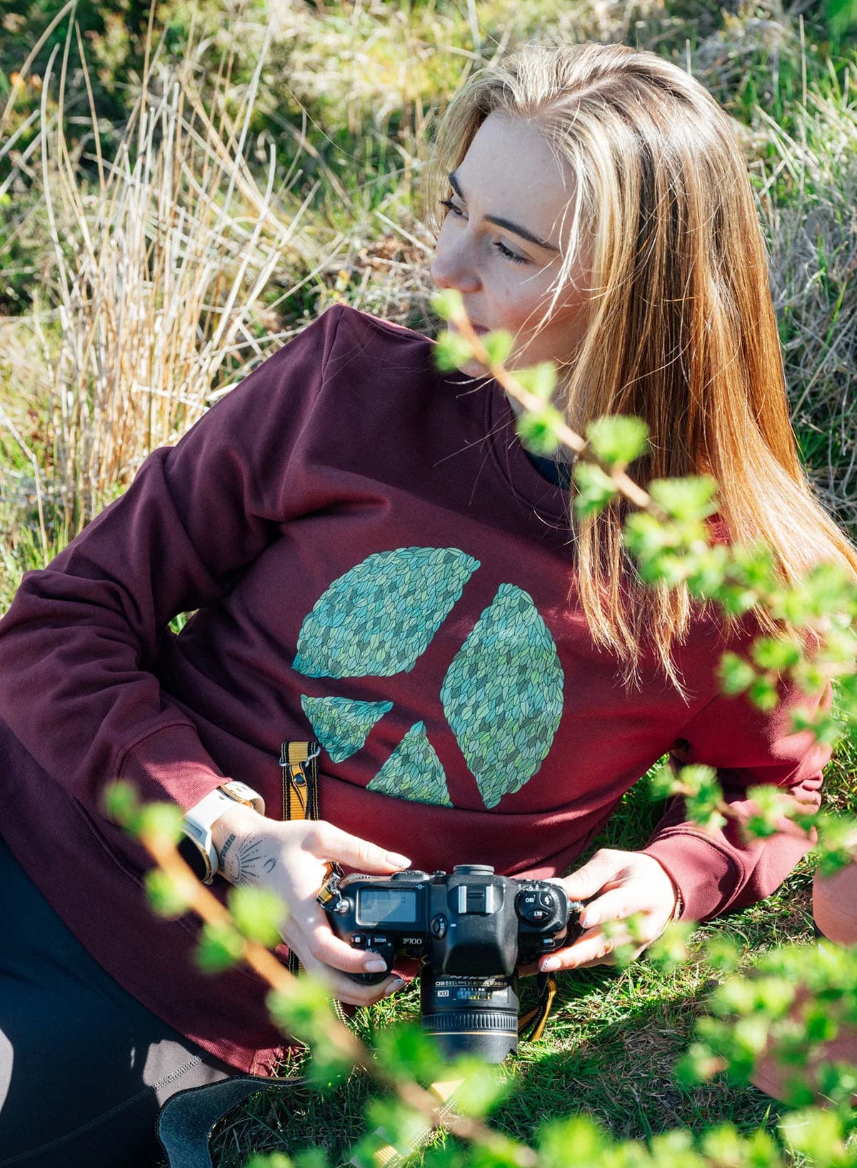 Peace Out "Slim Fit" Sweatshirt