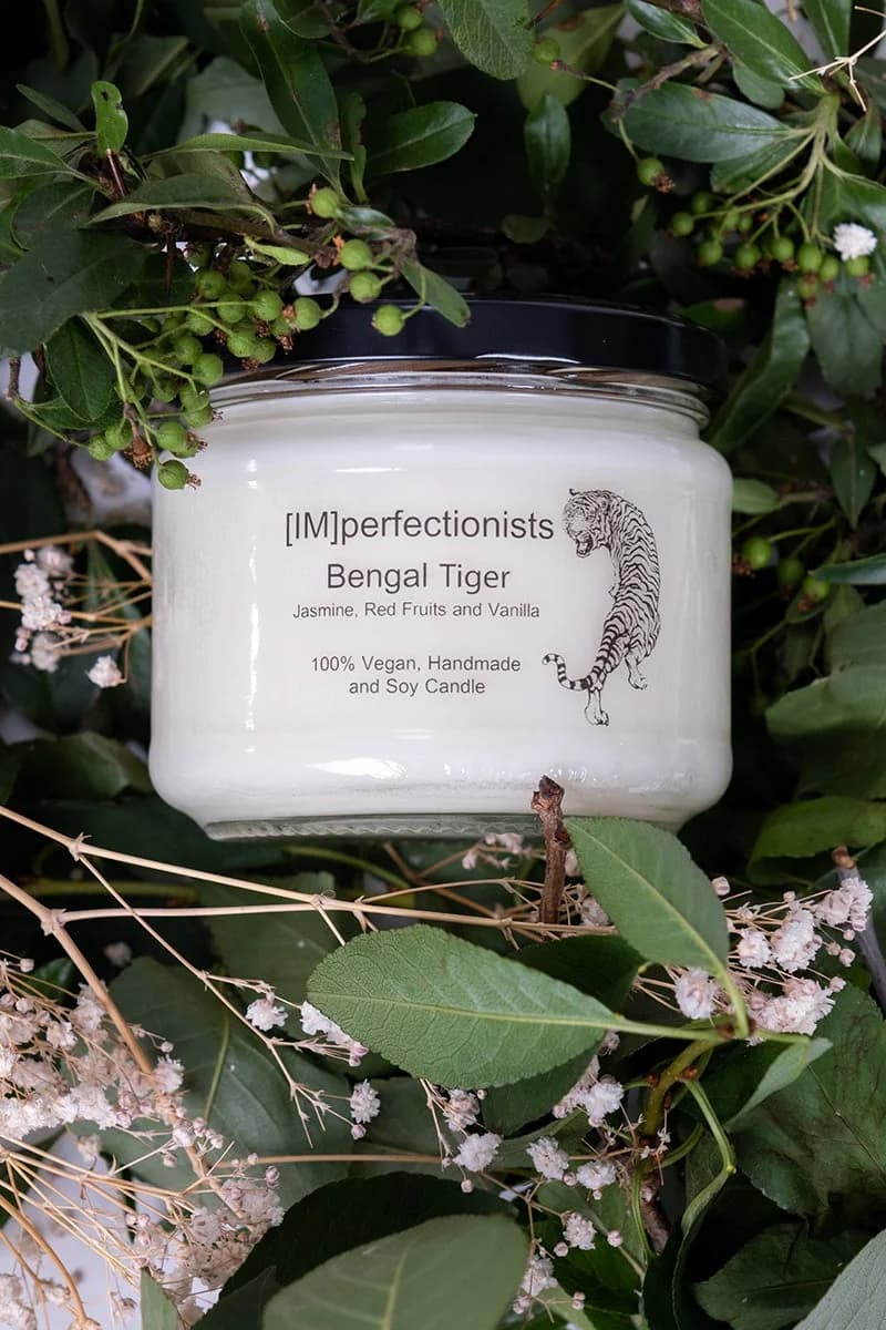 Jasmine, Red Fruits and Vanilla Scented Candle - Bengal Tiger Candle Melts into Hand Cream