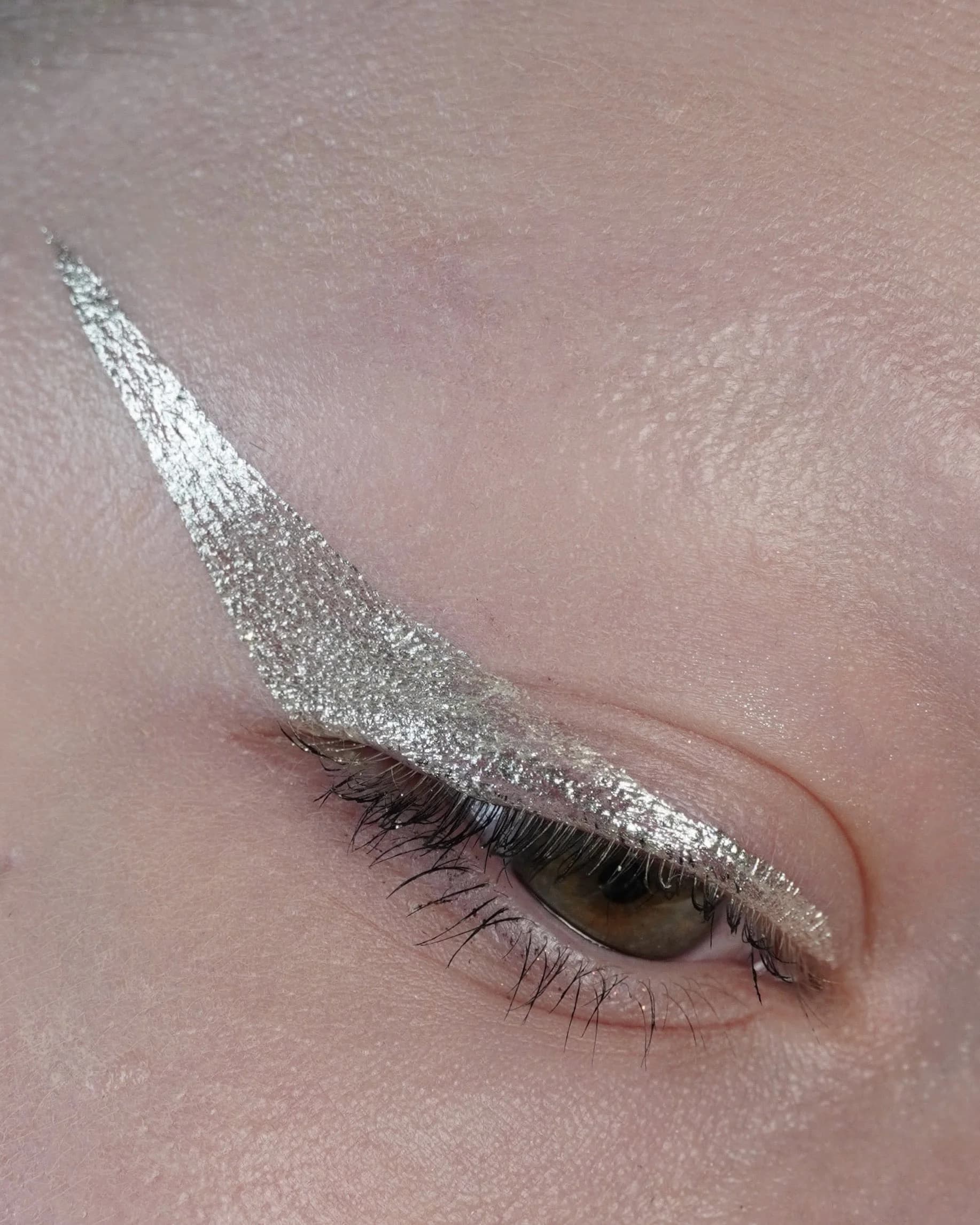 Champagne Tears Chroma Flik (Silver) - Liquid Liner - Glisten Cosmetics