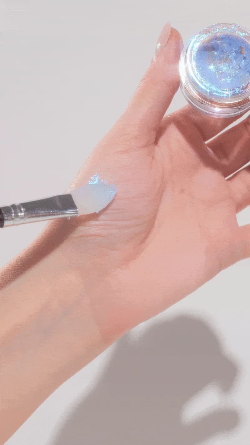 Ice Chroma Flakes (Blue) - Duochrome Pigment - Glisten Cosmetics