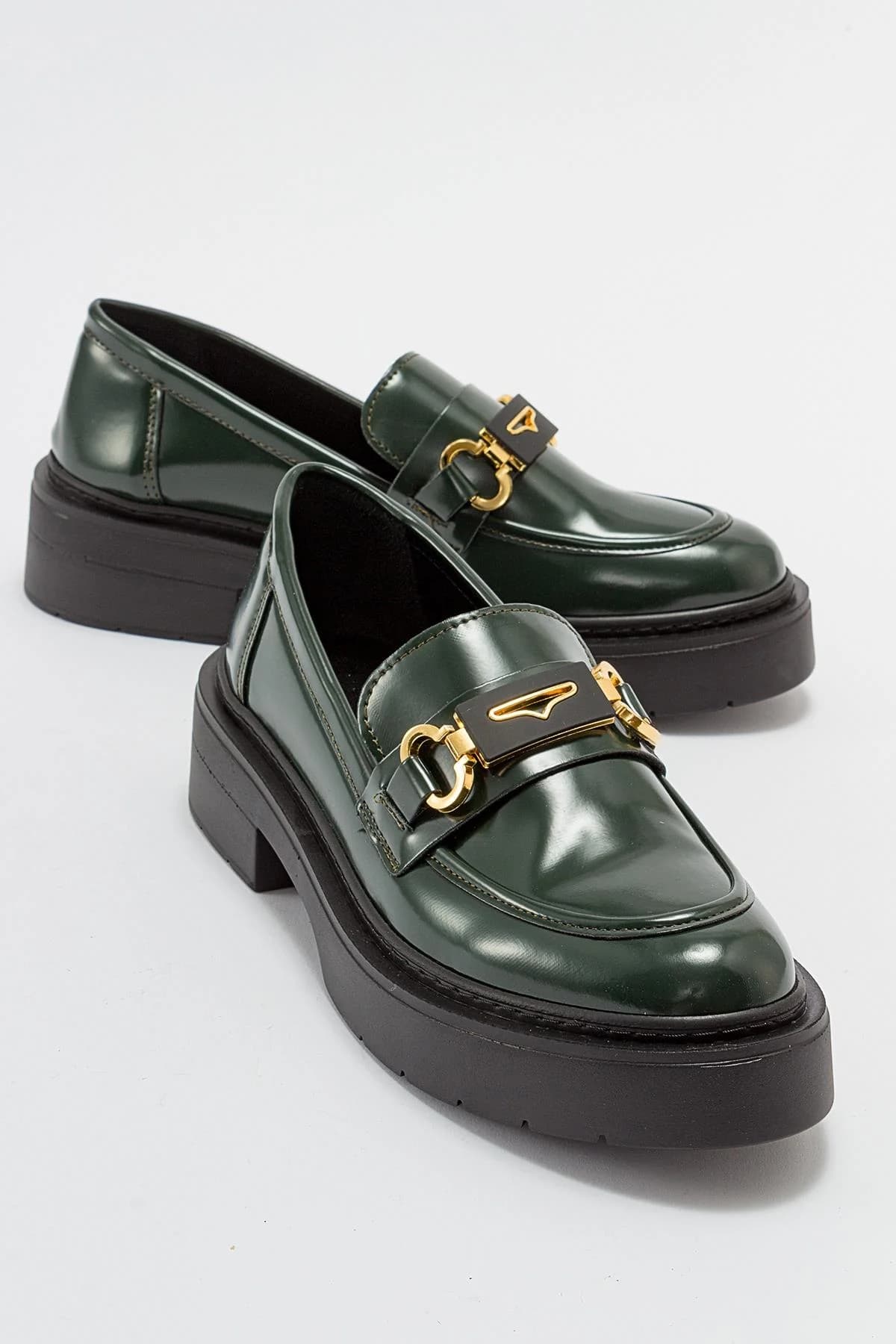 Unte - Green Loafer (Women)