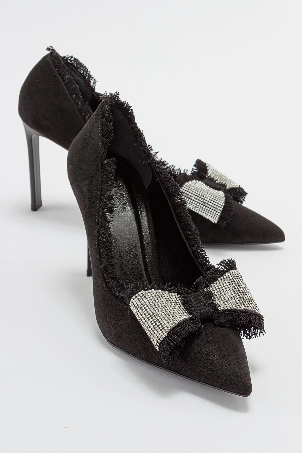 Vegas - Black Heeled Shoe (Women)
