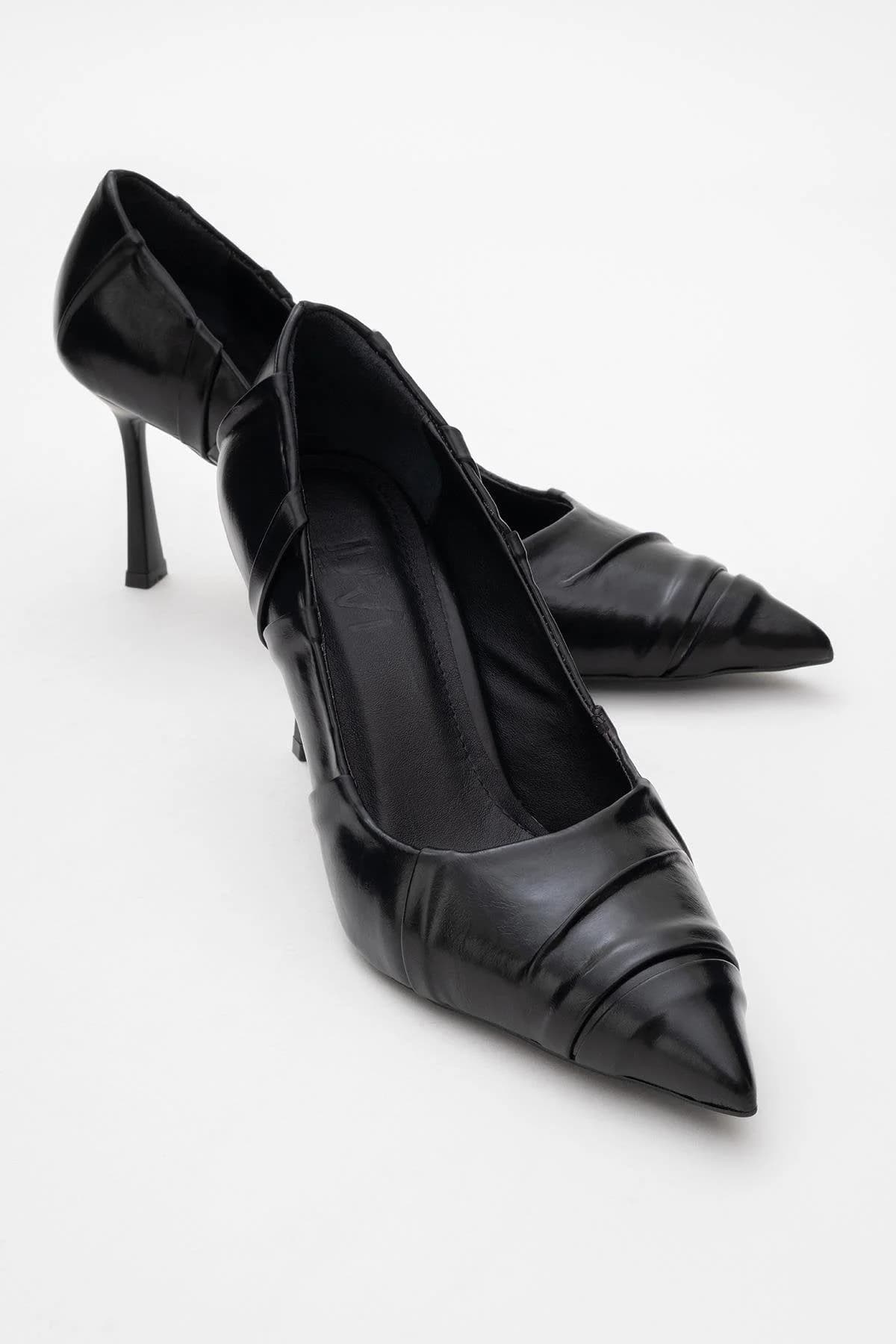 Black Slim Heel Pump – image 1