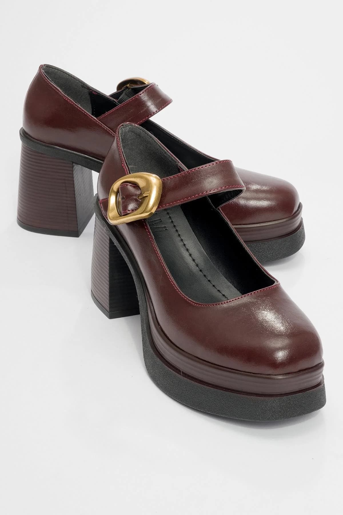 Ashes - Burgundy Gold-Buckle Platform Heel Shoe (Women)