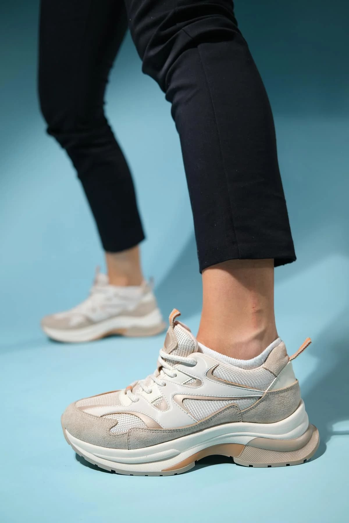 Buren - Beige Platform Sneaker (Women)