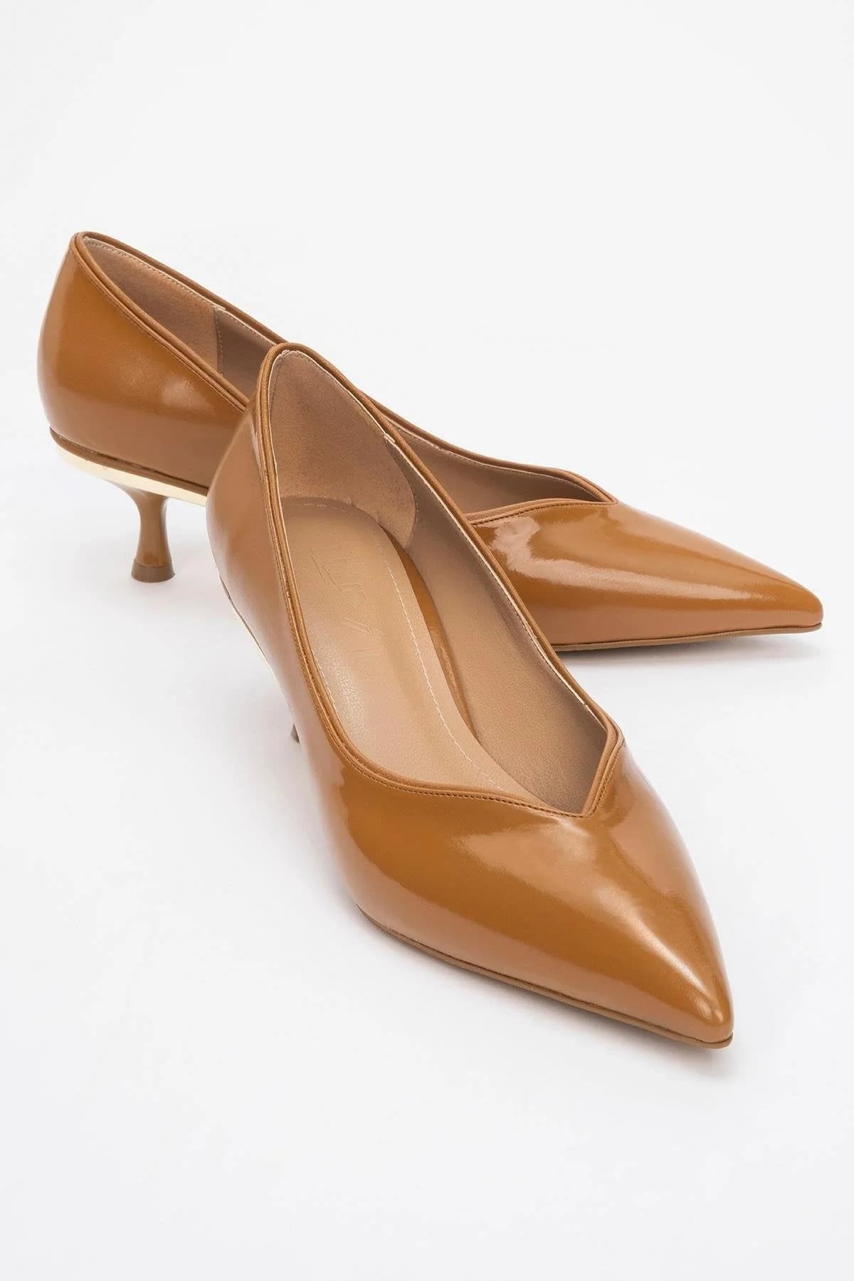 Eupho - Cognac Patent Low Heel Pump (Women)