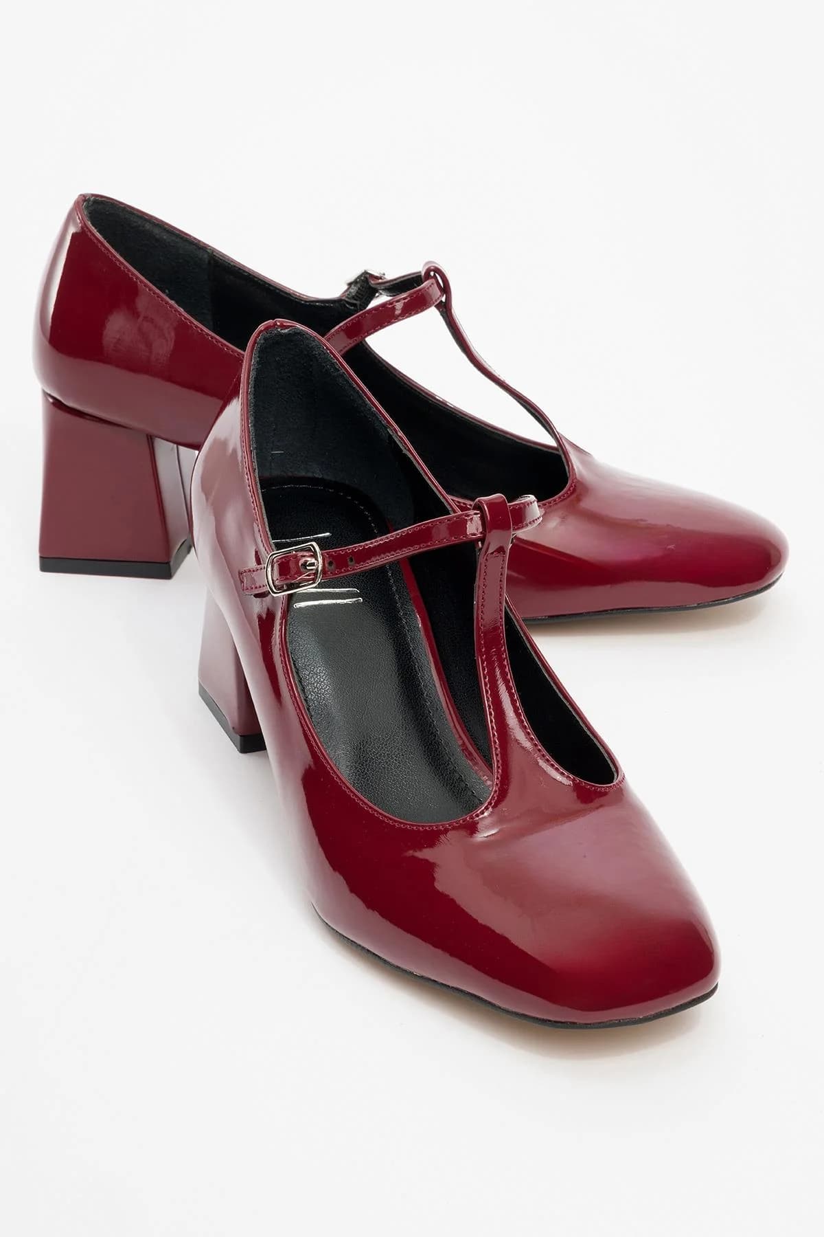 Jelsi - Burgundy Patent Block Heel Shoe (Women)