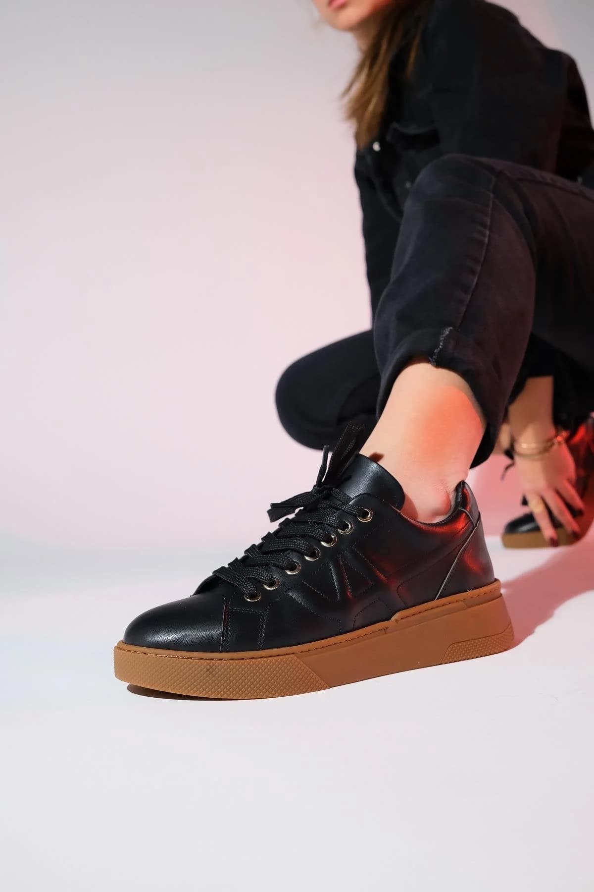 Liez - Black Sport Sneaker (Women)