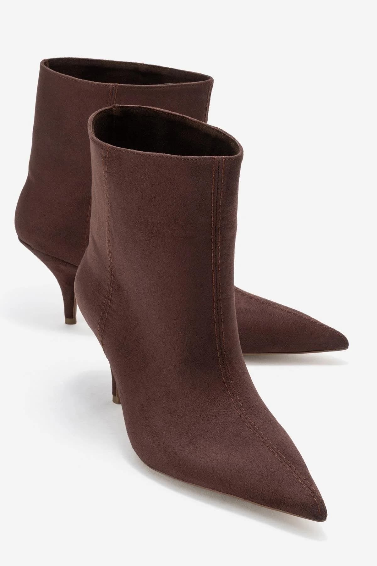 Nuvia - Brown Kitten Heel Pointed Toe Boot (Women)