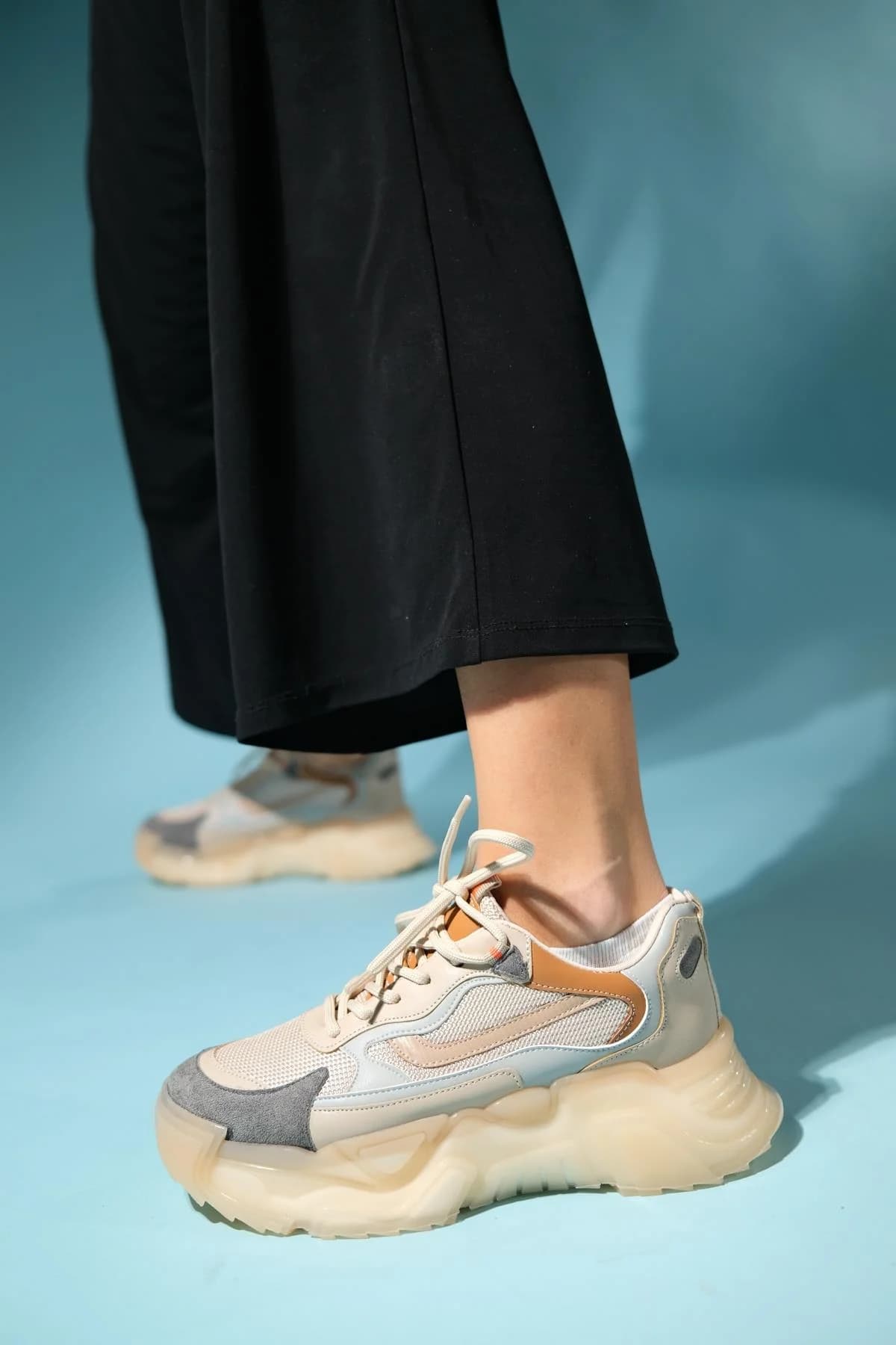 Opole - Beige Multi Sneaker (Women)
