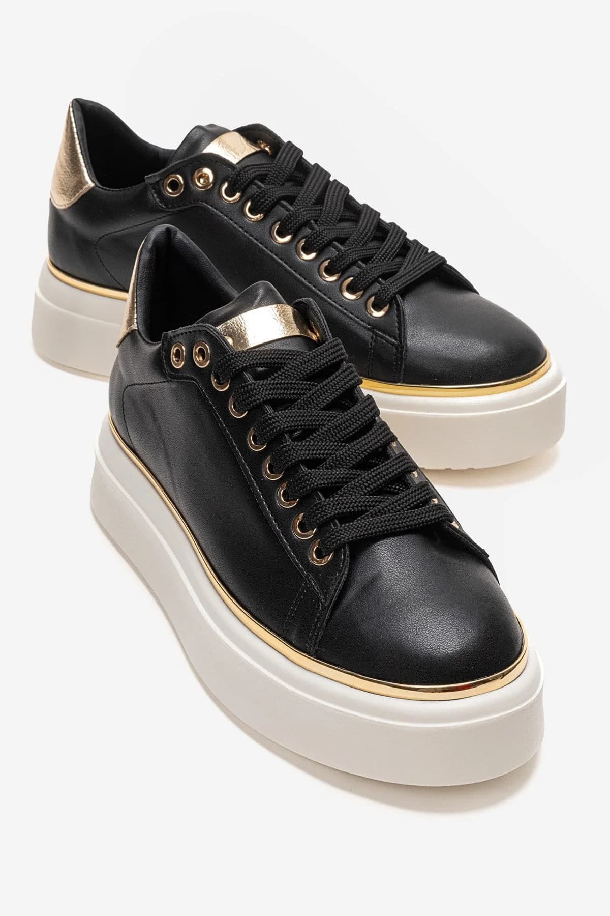BORENA - Black Platform Sneaker (Women)