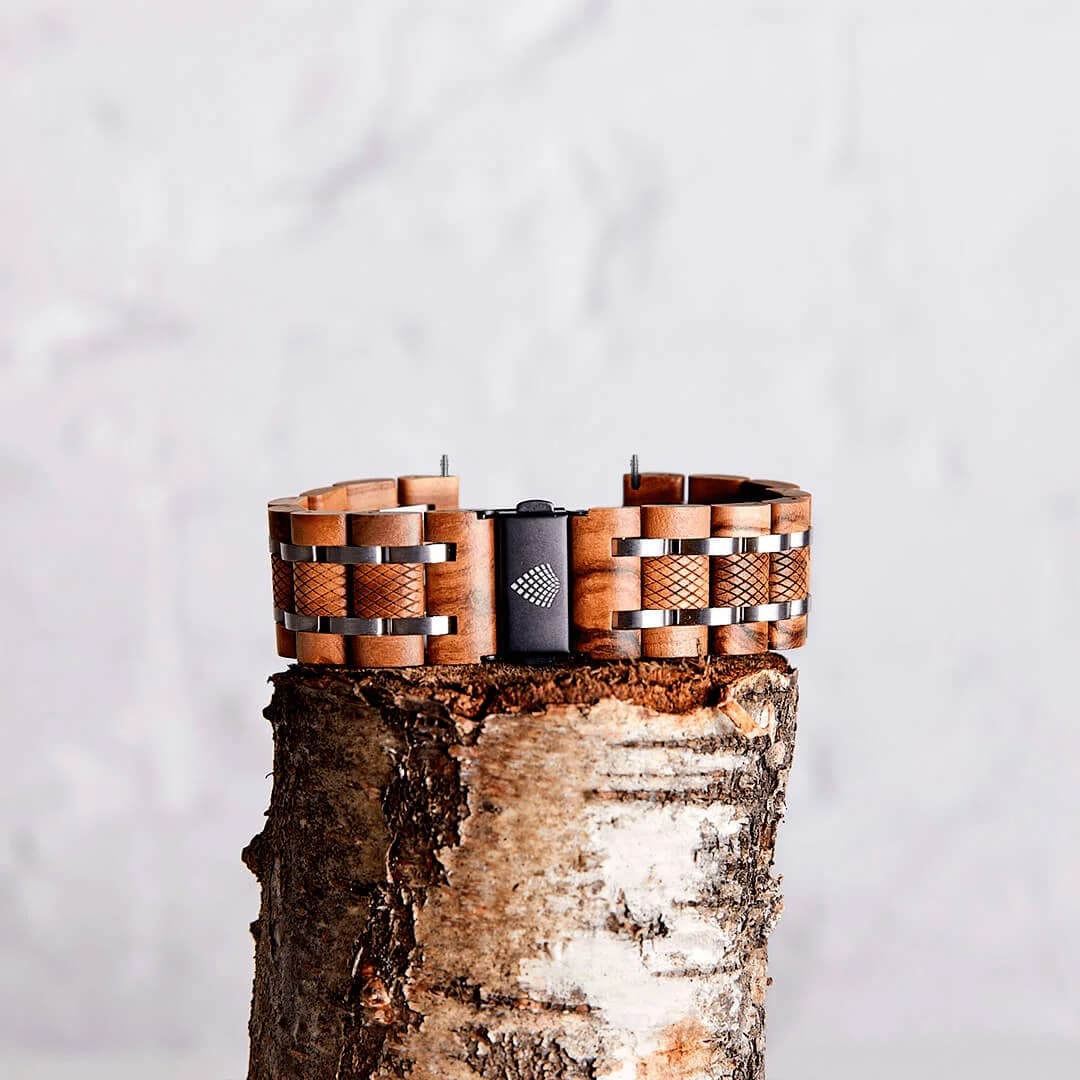 Sustainable Watch Strap 22mm Lug | Light Wood | The Olive