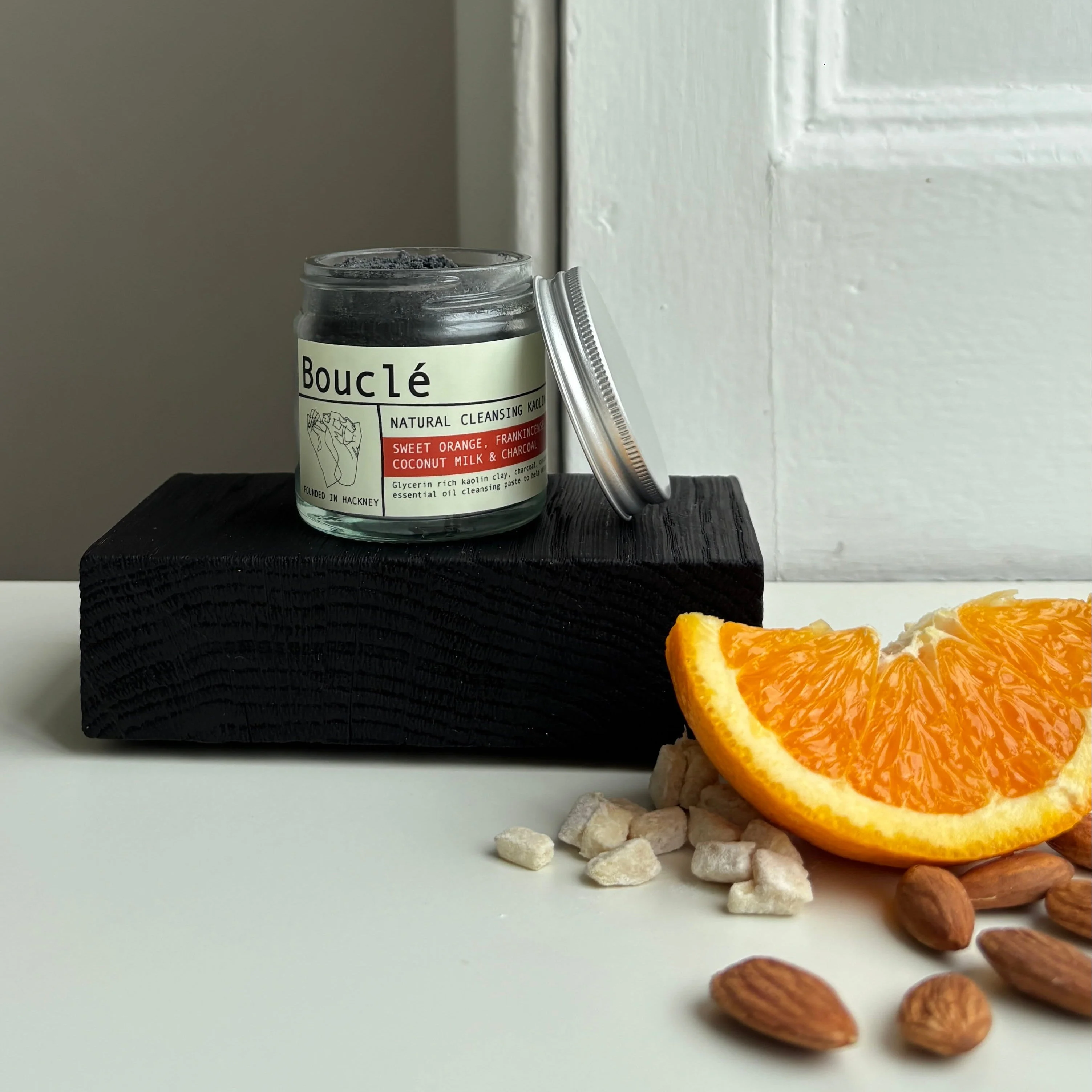 Detoxifying Natural Cleansing Kaolin Clay with Charcoal & Frankincense