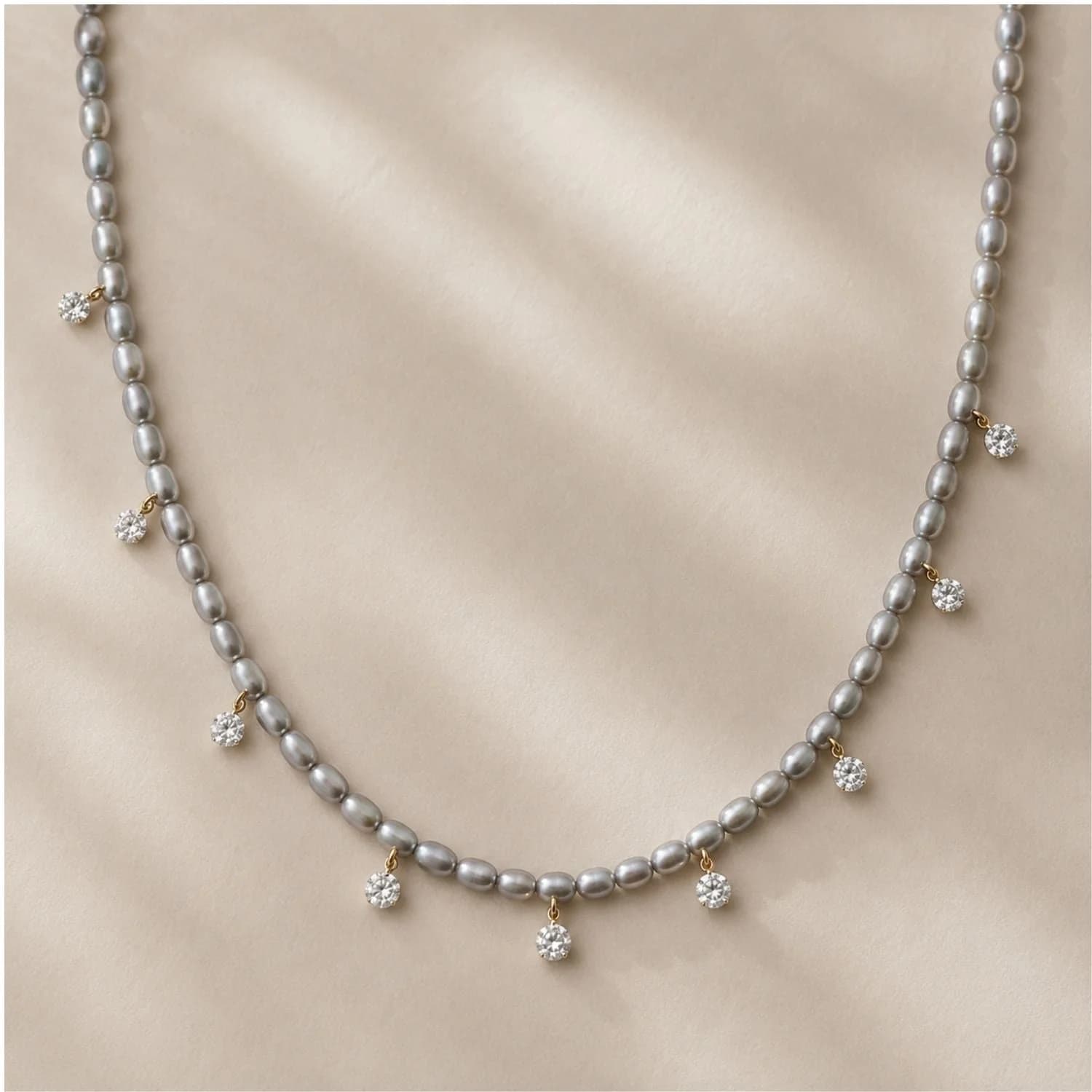 Aurora Grey Diamond & Seed Pearl Necklace – image 1