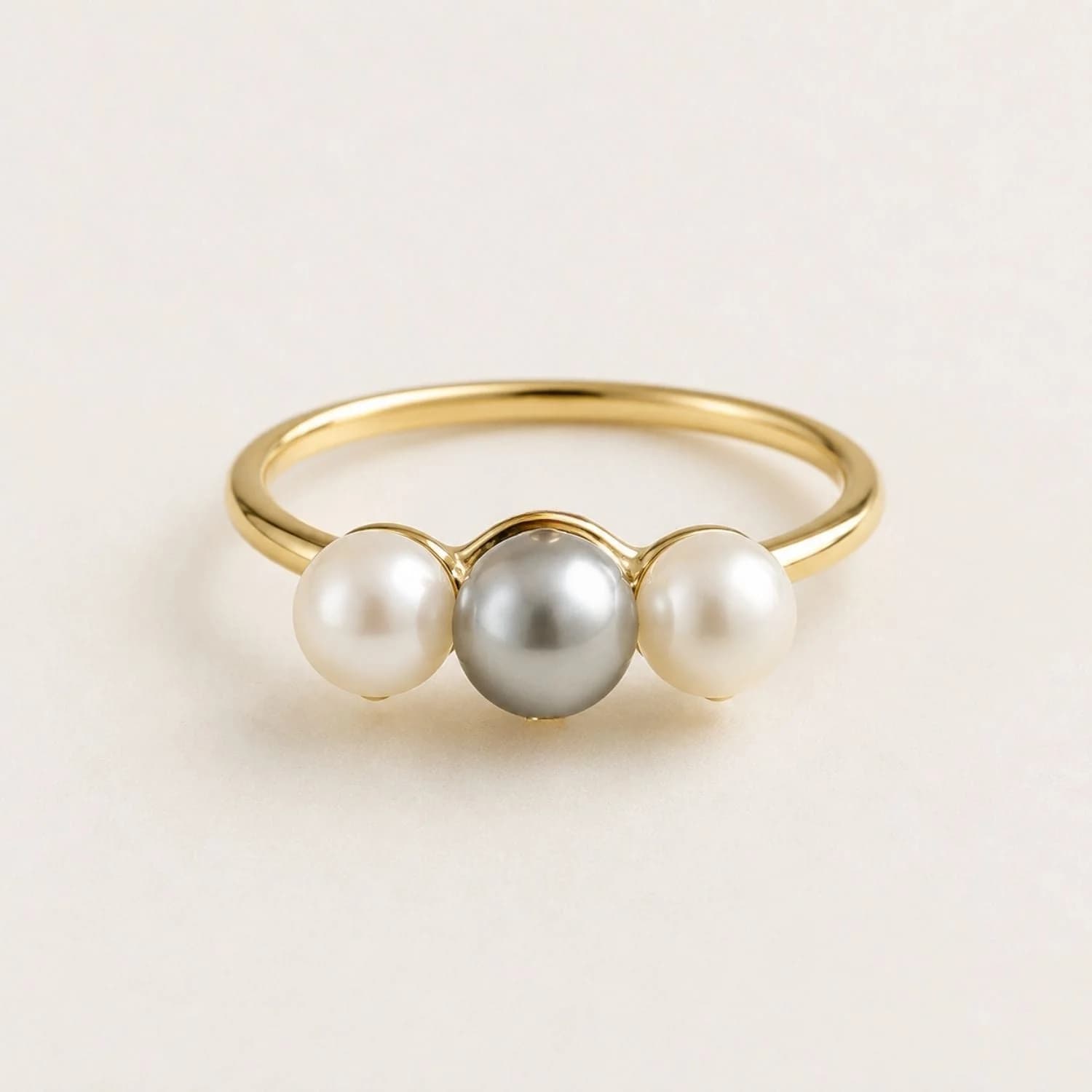 Aurora Trio Pearl Ring – image 1