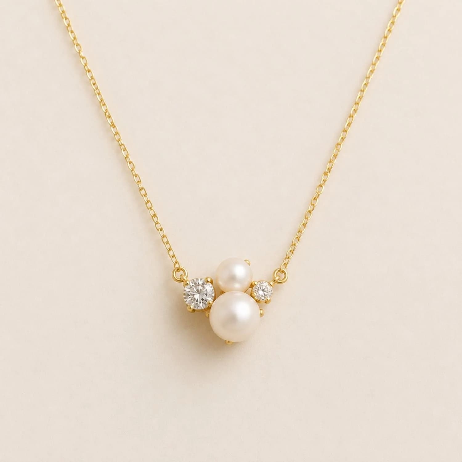 Aurora Diamond & Pearl Cluster Necklace – image 1
