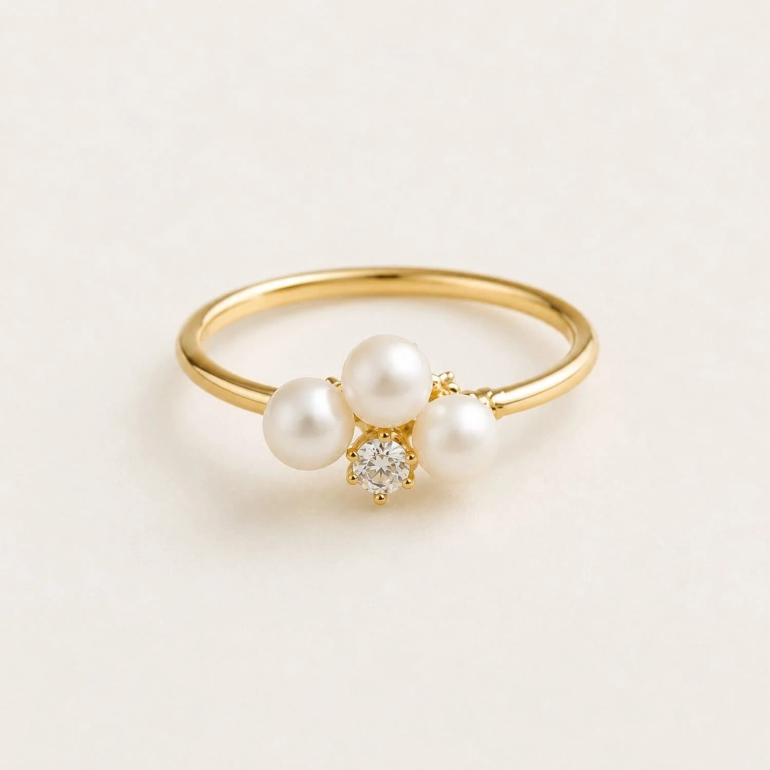 Aurora Diamond and Pearl Cluster Ring – image 1