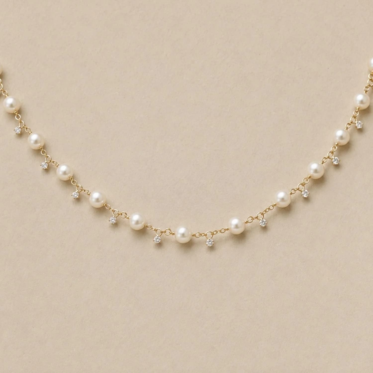 Aurora Diamond & Pearl Scattered Necklace – image 1