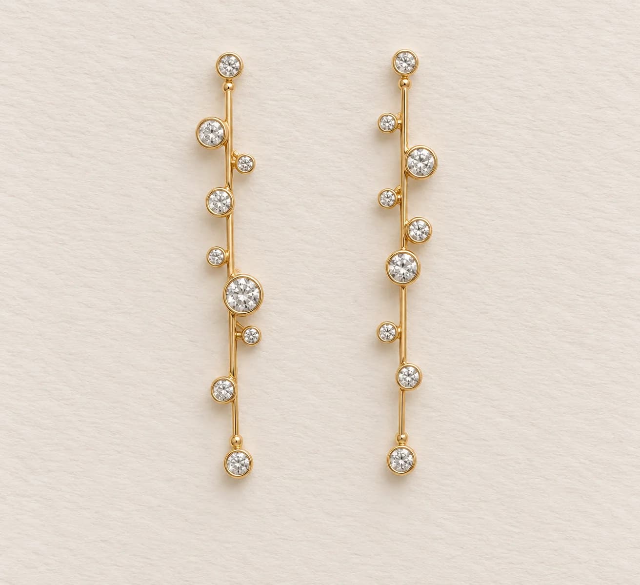 Aurora Scattered Light Diamond Drop Earrings – image 1